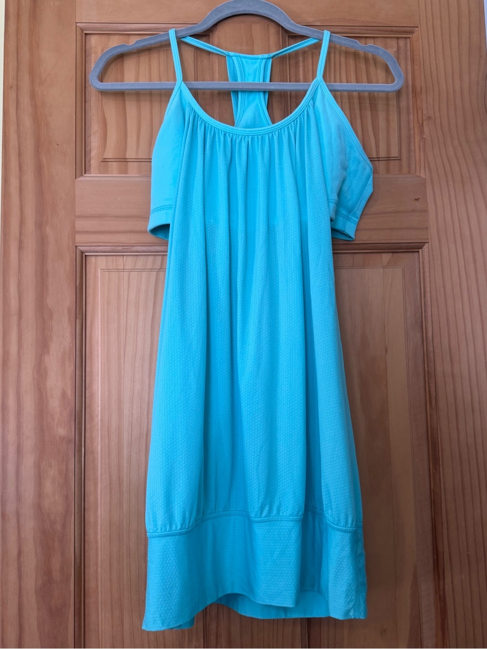 Lululemon No Limits Tank Racerback Built in Bra Angel Blue Size 10